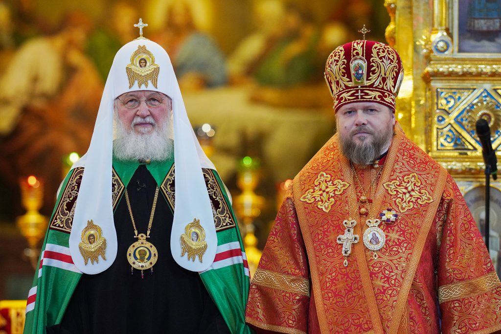 Преподаватель Барнаульской духовной семинарии  Епископ Серафим сослужил Святейшему Патриарху за Божественной литургией в Храме Христа Спасителя г. Москвы