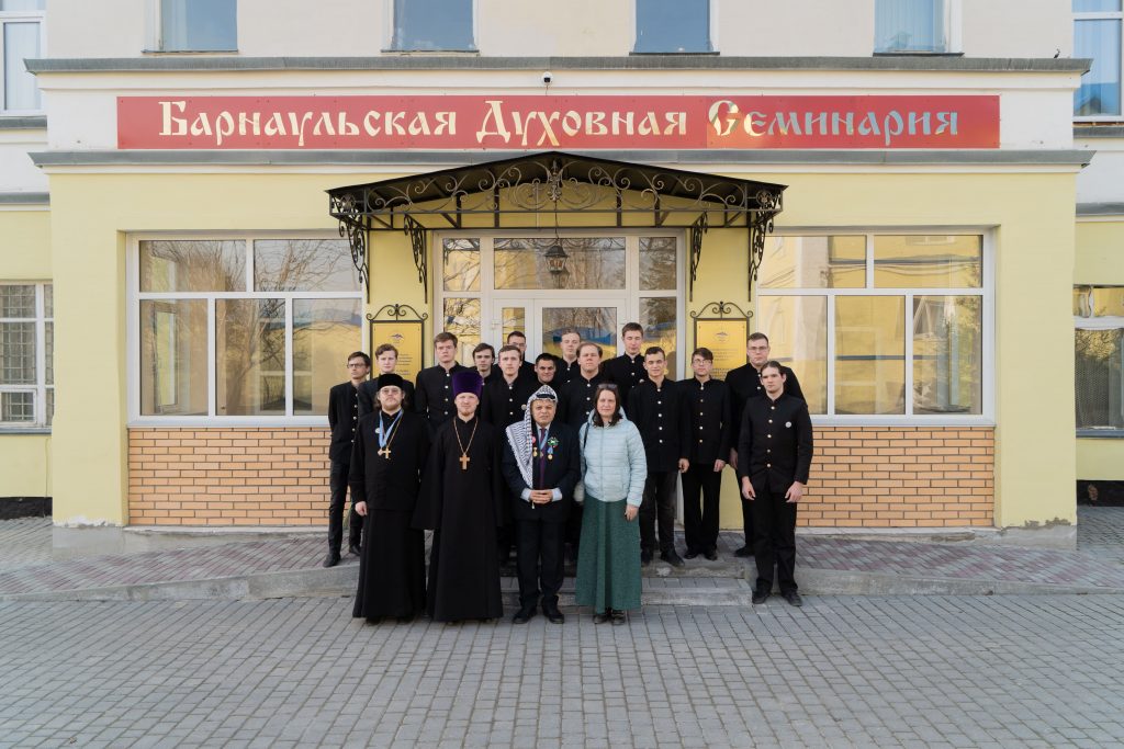 Доктор Бассам встретился со студентами Барнаульской духовной семинарии